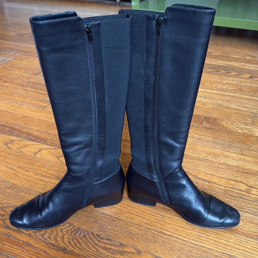 Tootsies Black Leather Knee High Boots similar to *Stuart Weitzman 50/50 Boots*
